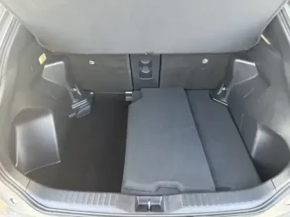 Photo 9 Toyota Yaris Hybride 116h Design