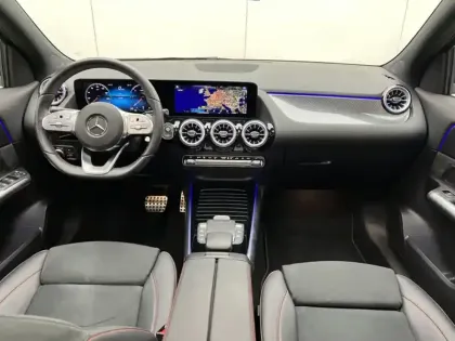 Photo 10 Mercedes GLA 200 d AMG Line