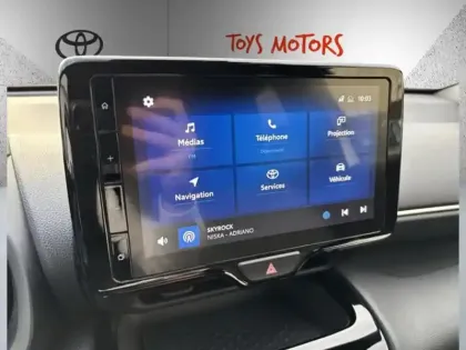 Photo 17 Toyota Yaris Hybride 1.5 HYBRID 116H DESIGN AUTO