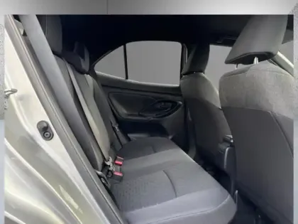 Photo 12 Toyota Yaris Hybride 1.5 HYBRID 116H DESIGN AUTO