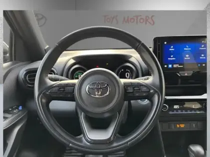 Photo 15 Toyota Yaris Hybride 1.5 HYBRID 116H DESIGN AUTO