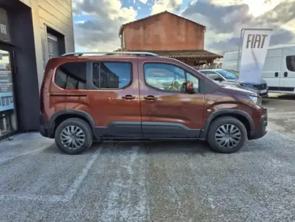 Photo 17 Peugeot Rifter BlueHDi 130 S&S EAT8 Allure