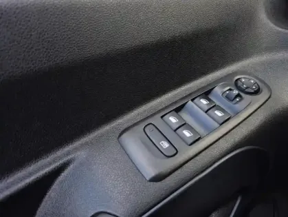 Photo 31 Peugeot Rifter BlueHDi 130 S&S EAT8 Allure