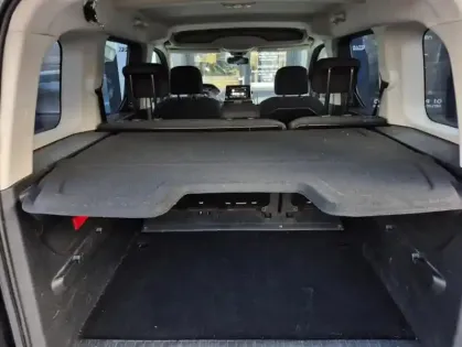 Photo 15 Peugeot Rifter BlueHDi 130 S&S EAT8 Allure