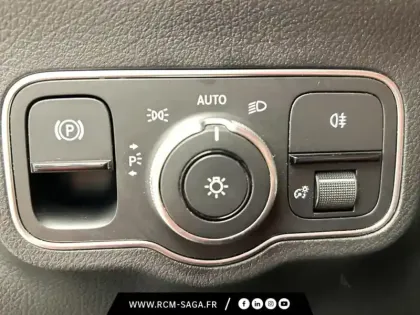 Photo 17 Mercedes GLA 200 d AMG Line