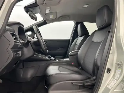 Photo 11 Nissan Leaf 150ch 40kWh 2.ZERO