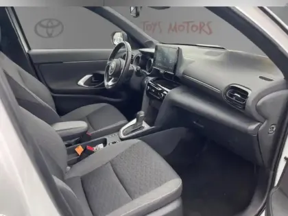 Photo 14 Toyota Yaris Hybride 1.5 HYBRID 116H DESIGN PACK MY22