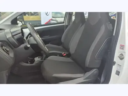 Photo 8 Toyota Aygo 1.0 VVT-i x