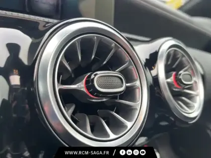 Photo 20 Mercedes Classe A 180 d AMG Line