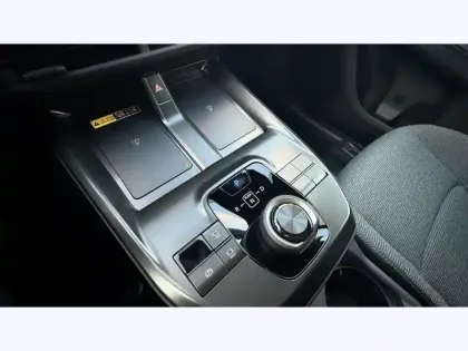 Photo 12 Toyota Bz4x Grande Autonomie Design