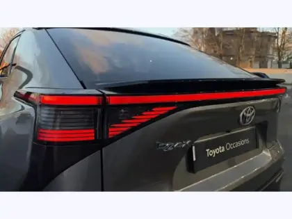 Photo 15 Toyota Bz4x Grande Autonomie Design