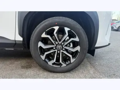 Photo 8 Toyota Yaris Hybride 1.5 HYBRID 130H DESIGN PACK 2WD