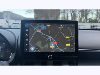 Photo 15 Toyota Yaris Hybride 1.5 HYBRID 130H DESIGN PACK 2WD