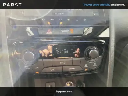 Photo 18 Suzuki Vitara 1.4 Boosterjet Hybrid 110ch Style Auto MY25