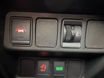 Photo 14 Nissan Qashqai 1.2 DIG-T 115ch N-Connecta Xtronic