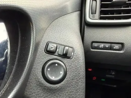 Photo 12 Nissan Qashqai 1.2 DIG-T 115ch N-Connecta Xtronic