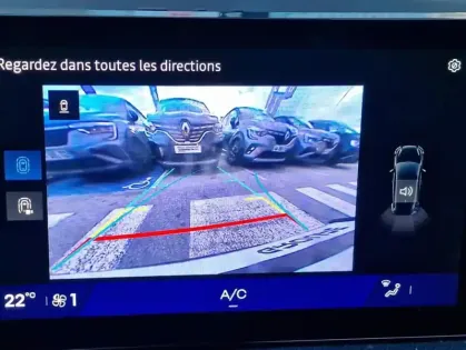 Photo 14 Renault Clio VI techno full hybrid E-Tech 160 ch