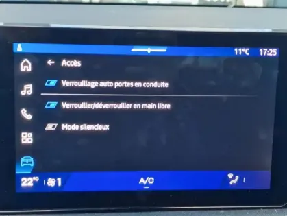 Photo 29 Renault Clio VI techno full hybrid E-Tech 160 ch