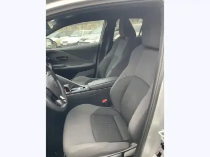 Photo 18 Toyota C-HR 2.0 PHEV 225 Design