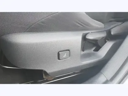 Photo 10 Toyota Corolla Gén. X Ph1 Dynamic Business 5