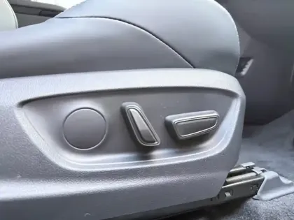 Photo 15 Toyota Bz4x Grande Autonomie Lounge