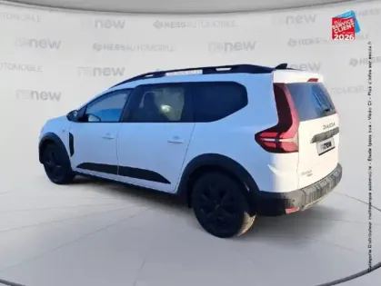 Photo 7 Dacia Jogger  1.6 hybrid 140ch Extreme 7 places Camera