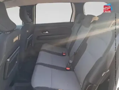 Photo 10 Dacia Jogger  1.6 hybrid 140ch Extreme 7 places Camera