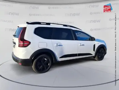 Photo 5 Dacia Jogger  1.6 hybrid 140ch Extreme 7 places Camera
