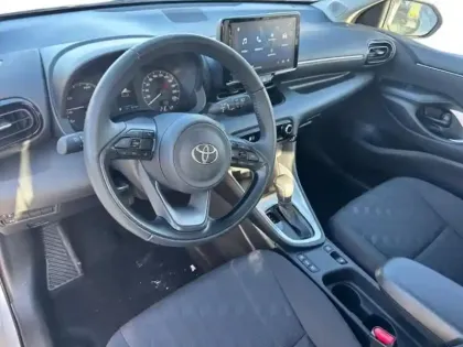 Photo 14 Toyota Yaris  116h Dynamic 5p MY25