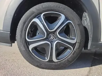 Photo 7 Citroën C3  1.2 PureTech 110ch S&S Shine 120-123g