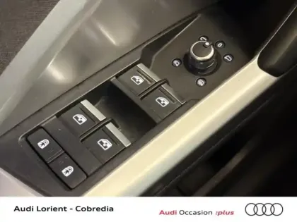 Photo 8 Audi Q3  35 TDI 150ch Limited S tronic 7