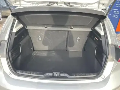 Photo 12 Ford Focus  1.0 EcoBoost 125ch mHEV Titanium X