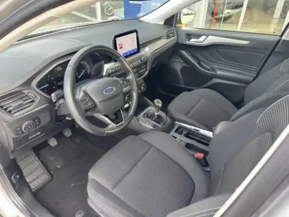 Photo 9 Ford Focus  1.0 EcoBoost 125ch mHEV Titanium X