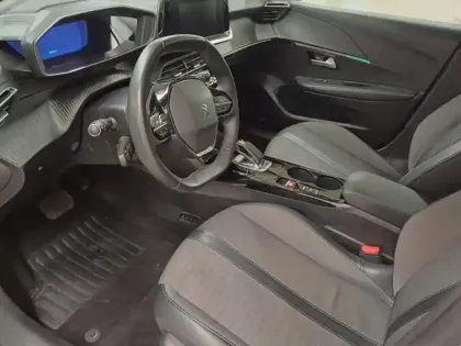 Photo 13 Peugeot 208  e- 136ch Allure