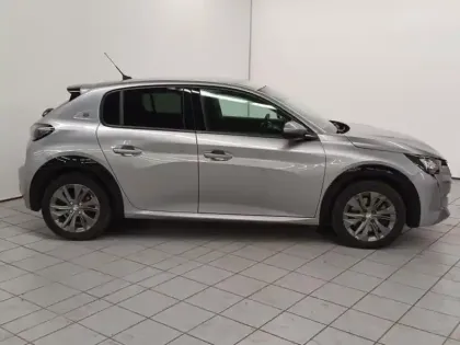 Photo 7 Peugeot 208  e- 136ch Allure