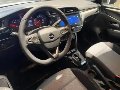 Photo 8 Opel Corsa  1.2 Turbo Hybrid 110ch Edition e-DCT6