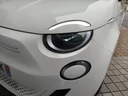 Photo 8 Fiat 500  e 95ch Action Plus