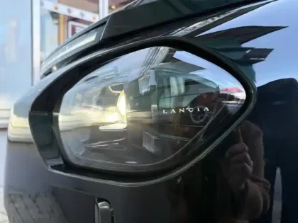 Photo 7 Lancia Ypsilon  1.2 Ibrida 110ch LX eDCT6