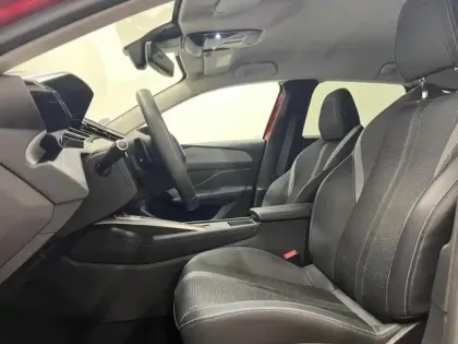 Photo 8 Peugeot 308  SW 1.2 PureTech 130ch S&S Allure Pack EAT8