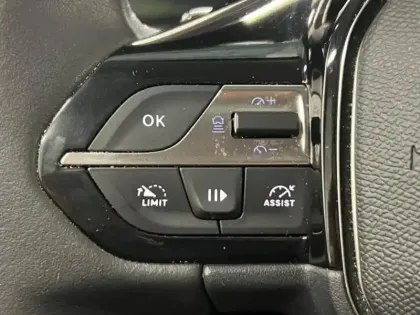 Photo 14 Peugeot 308  SW 1.2 PureTech 130ch S&S Allure Pack EAT8