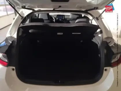 Photo 13 Toyota Yaris  116h Dynamic 5p MY22