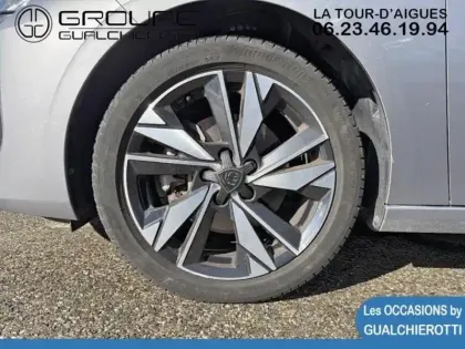 Photo 10 Peugeot 308  1.5 BlueHDi 130ch S&S Allure EAT8