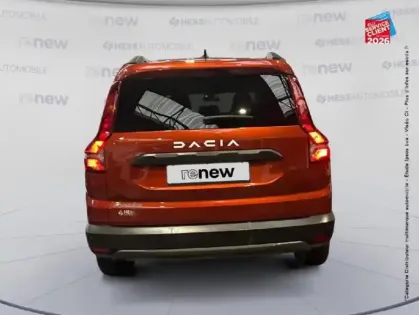 Photo 6 Dacia Jogger  1.0 TCe 110ch SL Extreme 5 places Camera