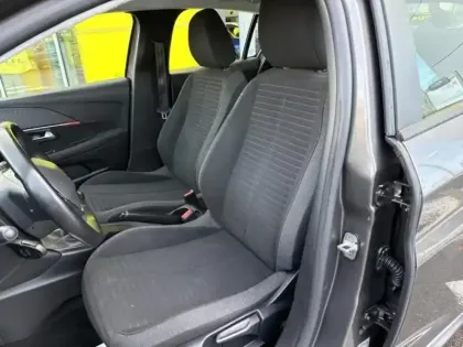 Photo 10 Peugeot 208  1.2 PureTech 100ch S&S Active Business