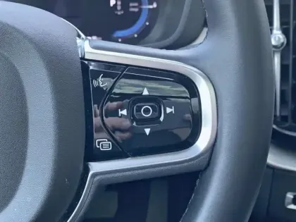 Photo 11 Volvo Xc60  T6 Hybride Rechargeable 253 + 145ch Ultra Style Chrome Geartronic 8 AWD