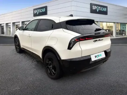 Photo 6 Alfa Romeo Junior  1.2 Ibrida 136ch DCT6