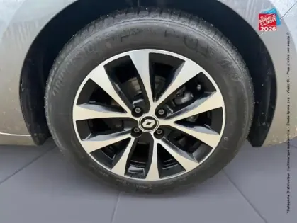 Photo 9 Renault Clio  1.0 TCe 90ch Techno Camera