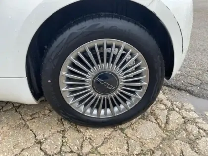 Photo 10 Fiat 500  e 118ch Icône Plus