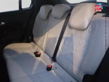 Photo 10 Fiat 600  1.2 Hybrid 100ch La Prima DCT6