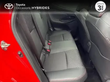 Photo 6 Toyota Yaris  116h Première 5p